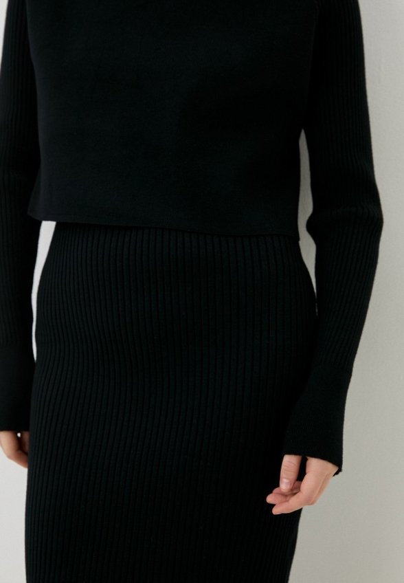 Платье и свитер UnicoModa