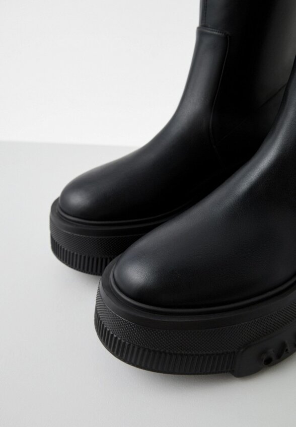 Ботильоны Casadei