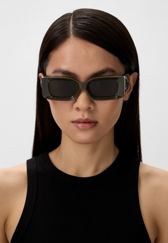 Очки солнцезащитные Versace