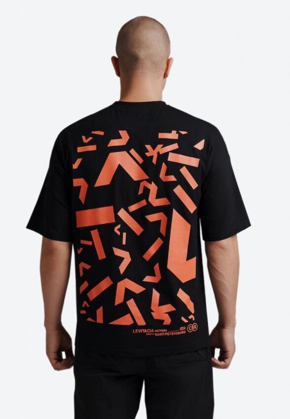 Футболка Levitacia