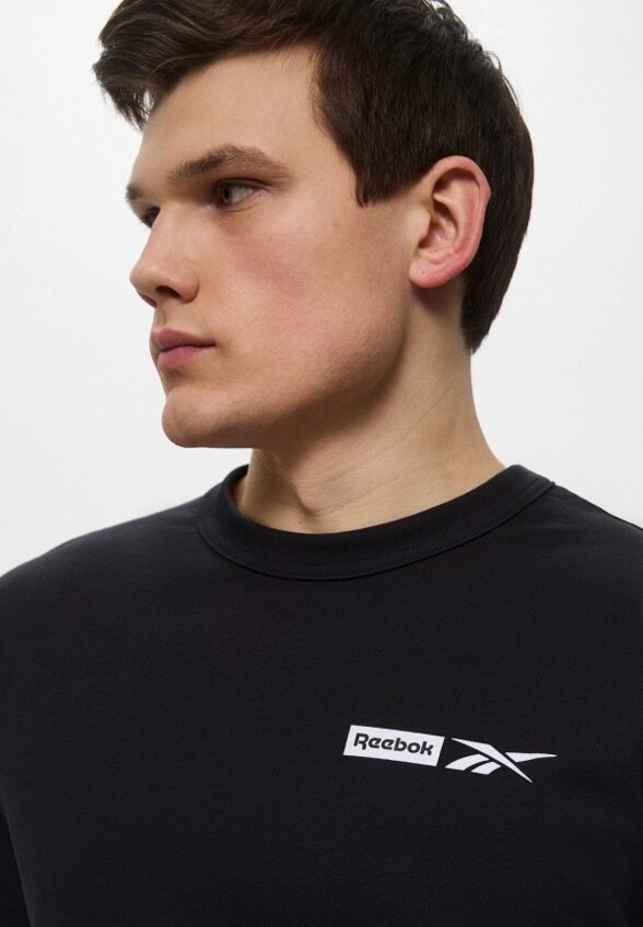 Футболка Reebok