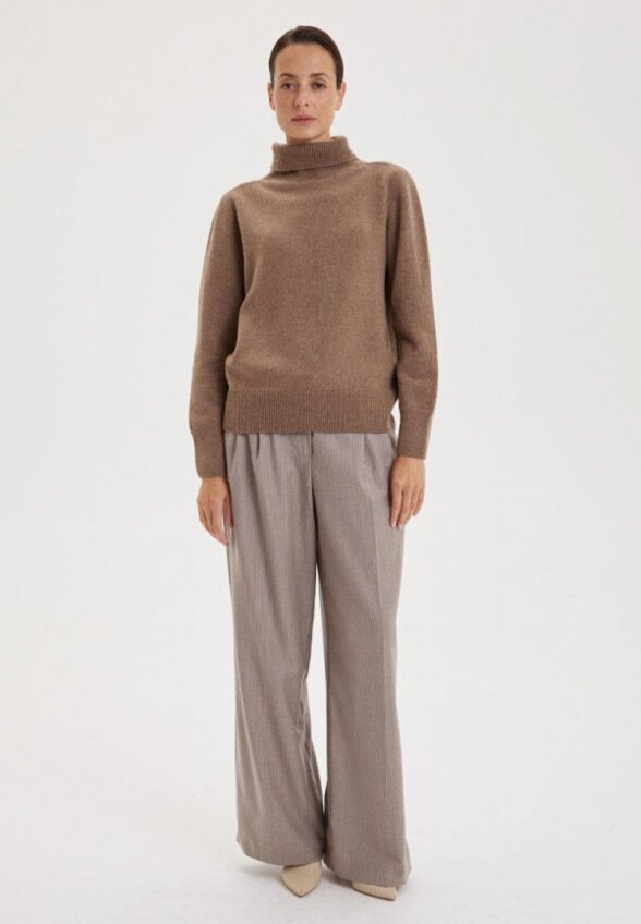 Свитер Bstatement