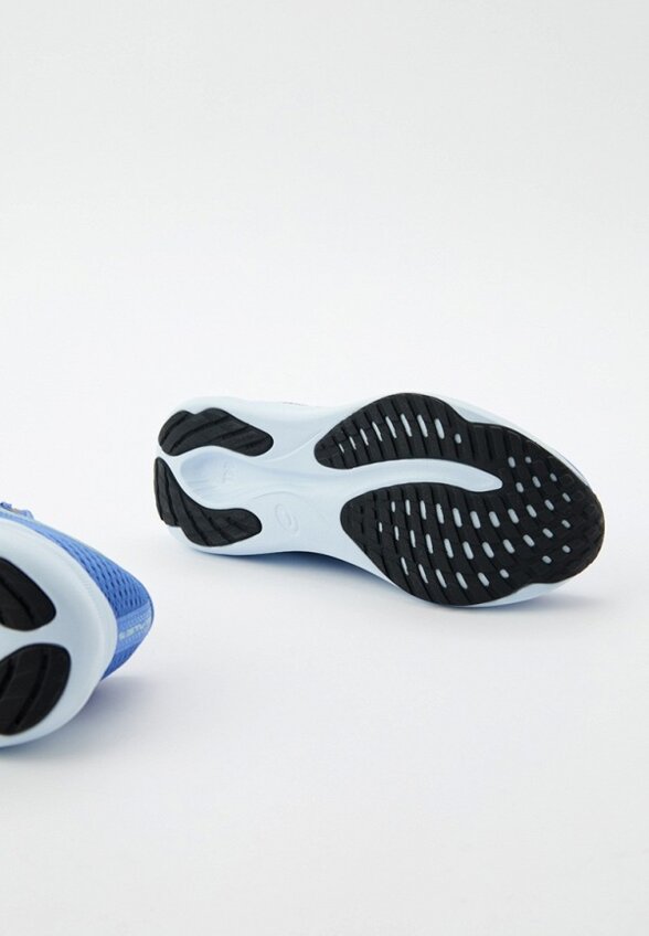 Кроссовки ASICS