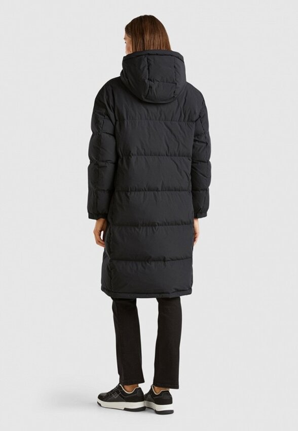 Пуховик United Colors of Benetton