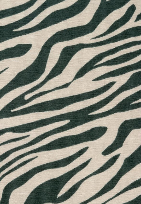 Футболка Апрель