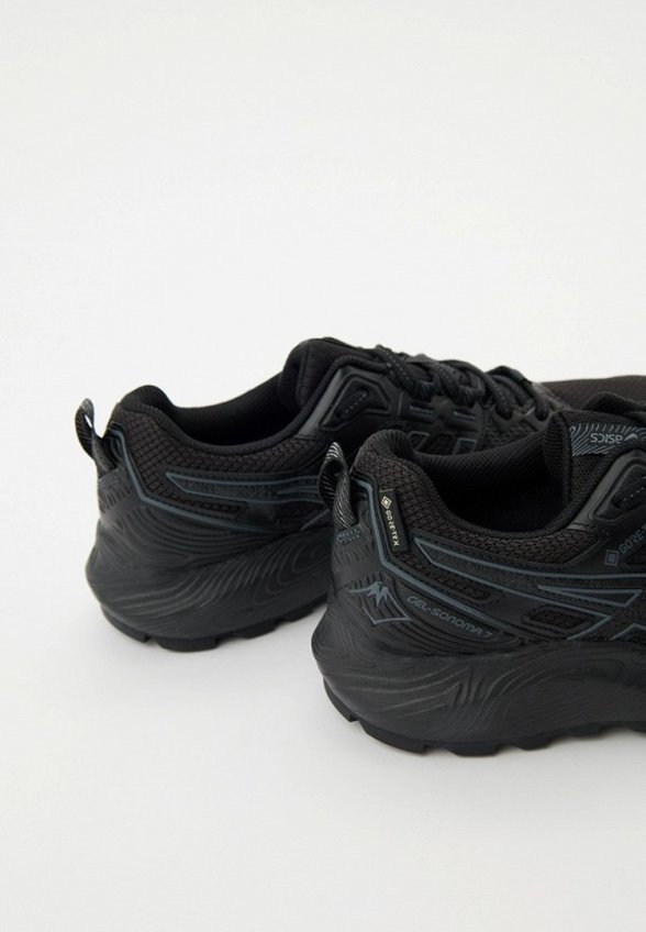 Кроссовки ASICS