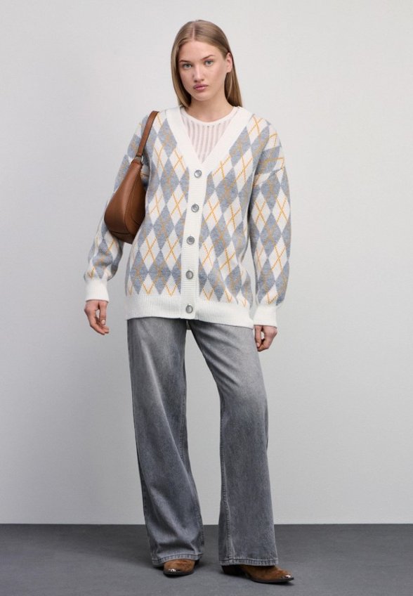 Кардиган Zarina