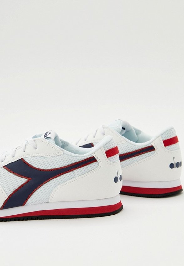 Кроссовки Diadora