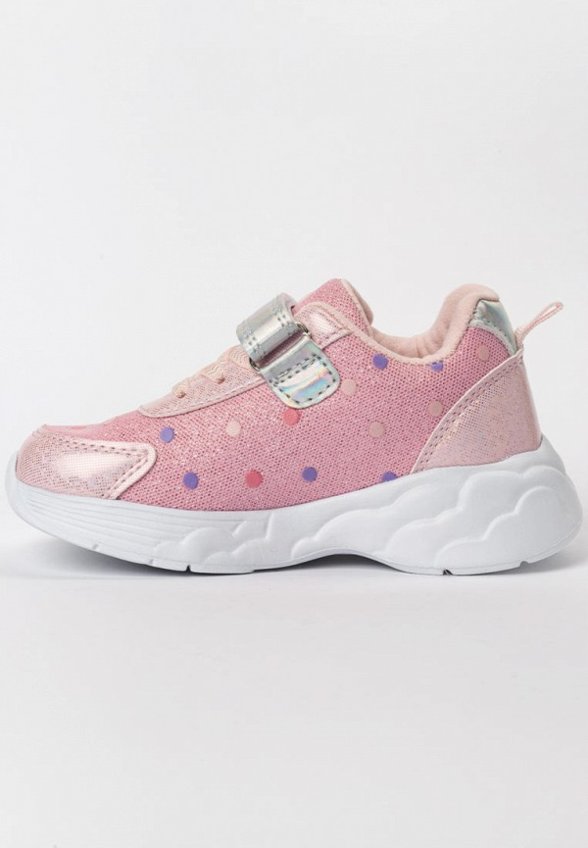 Кроссовки Tikkago