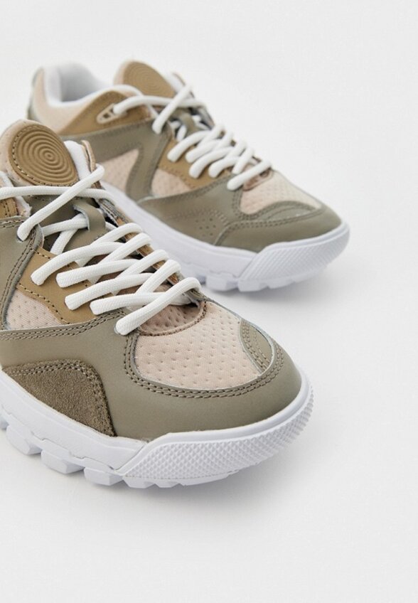 Кроссовки Vans