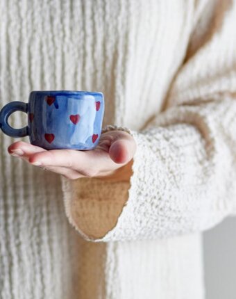 Кружка керамическая Блумингвиль МИНИ (Bloomingville MINI) "Нини", голубая, 115 мл женщинам