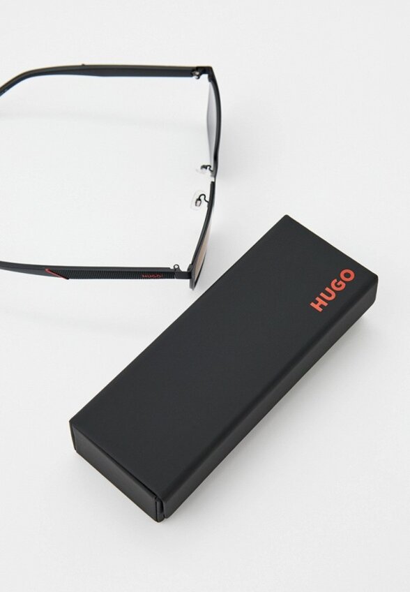 Очки солнцезащитные Hugo