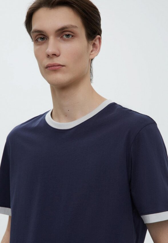 Футболка Finn Flare