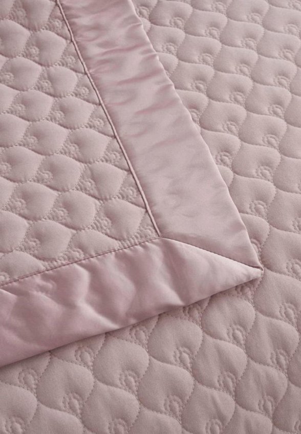 Комплект с покрывалом Sofi De Marko