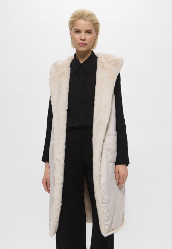 Жилет утепленный Trussardi