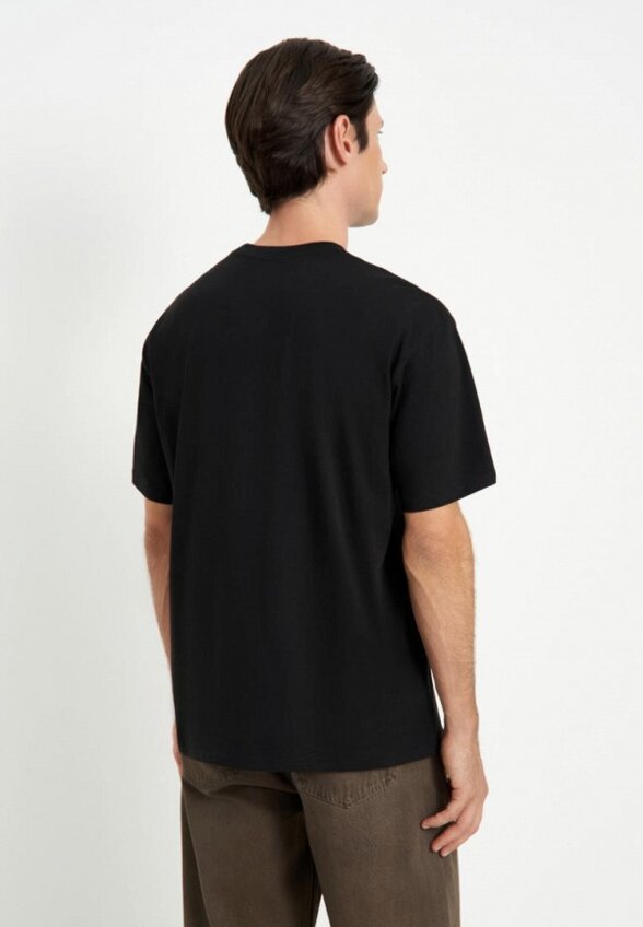 Футболка Finn Flare