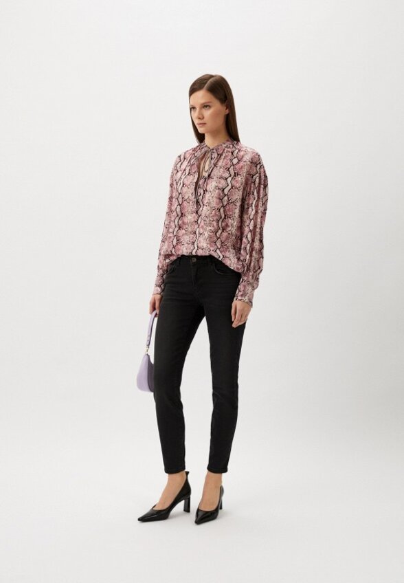 Джинсы Caractere