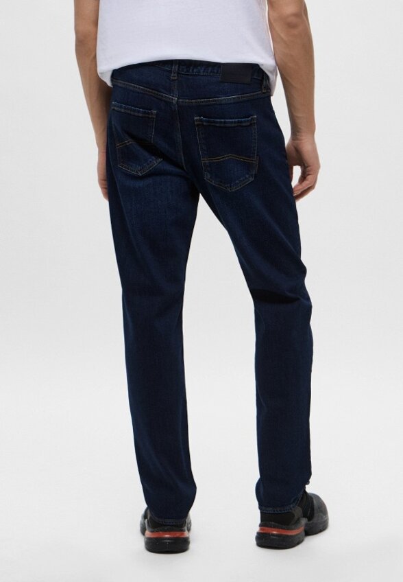 Джинсы Armani Exchange