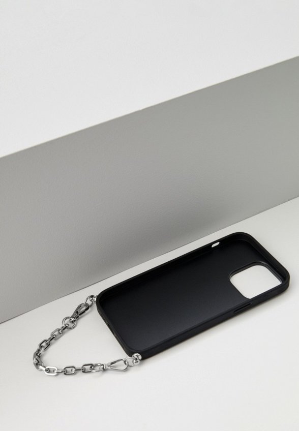 Чехол для iPhone Karl Lagerfeld