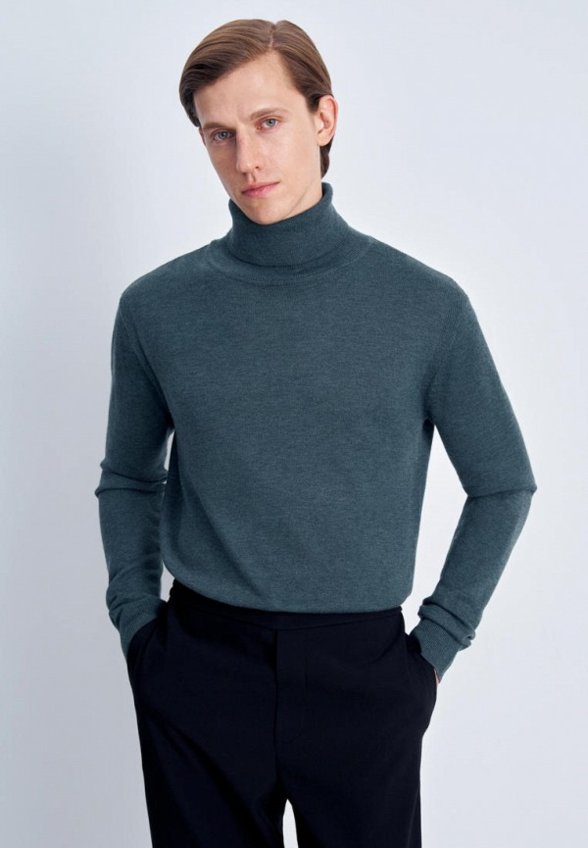 Водолазка Finn Flare