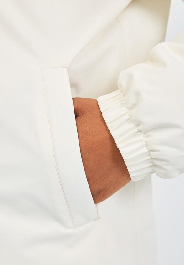 Куртка утепленная Baasploa