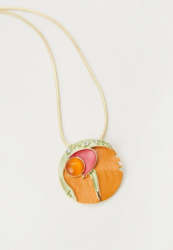 Колье Модные истории