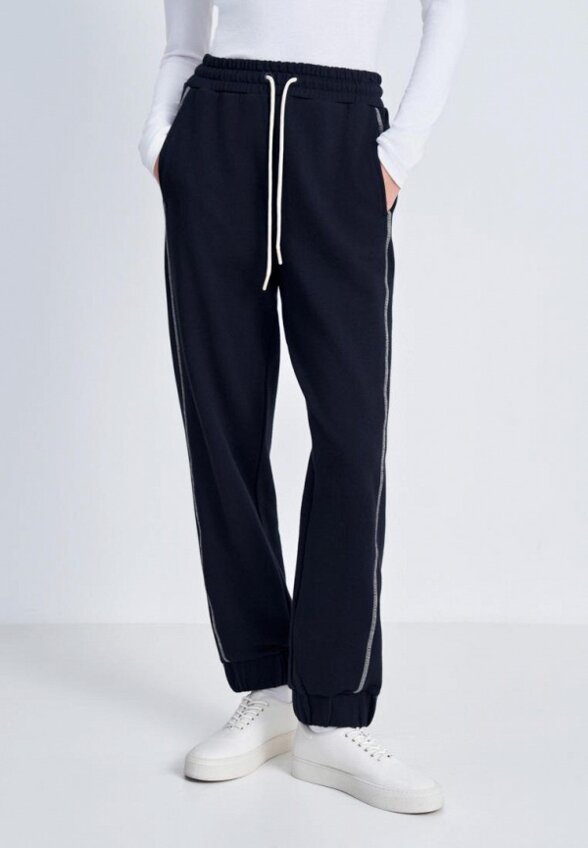 Брюки спортивные Finn Flare