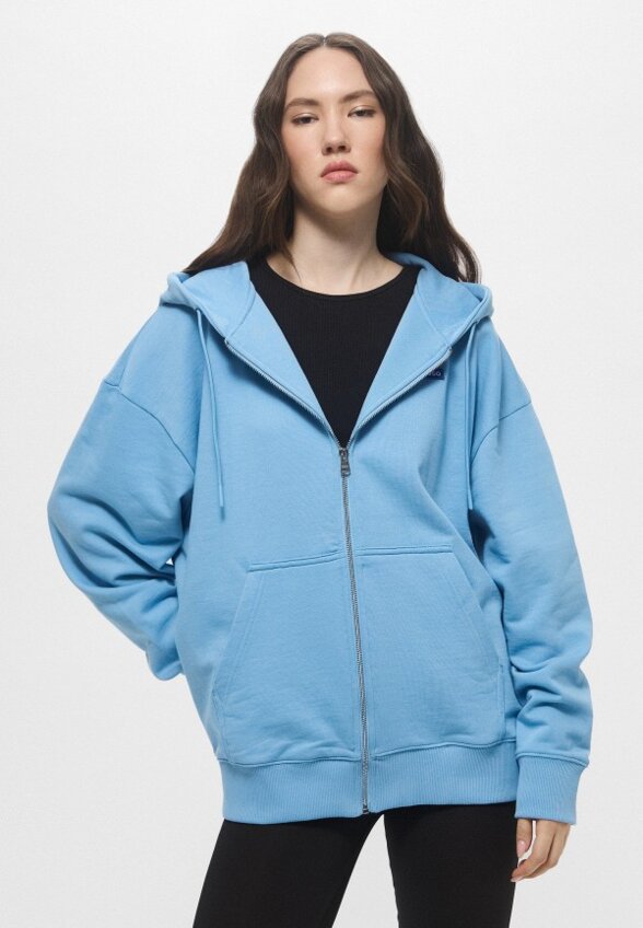 Толстовка Hugo