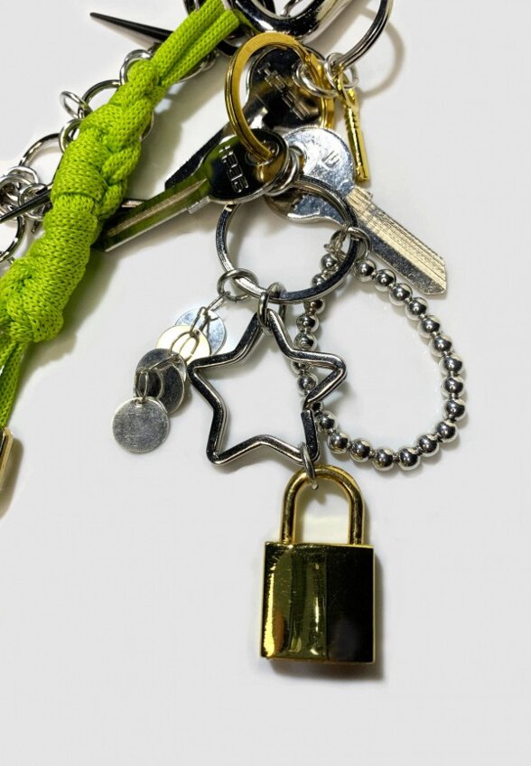 Брелок Tom Ash