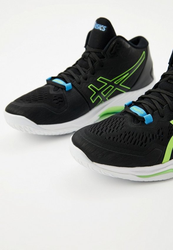 Кроссовки ASICS