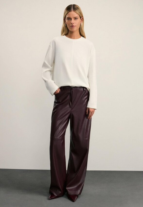 Лонгслив Zarina