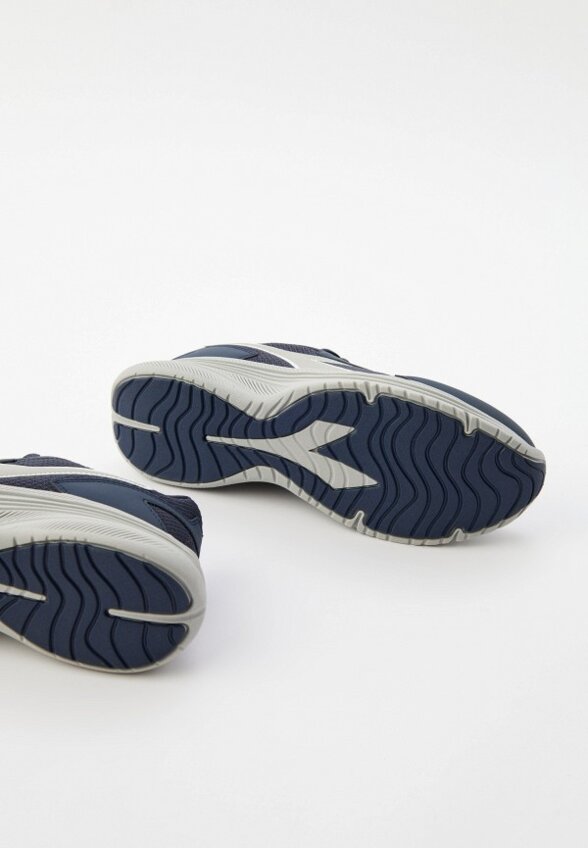 Кроссовки Diadora