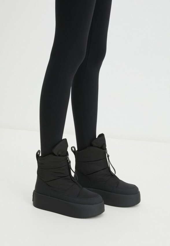 Дутики Maison David