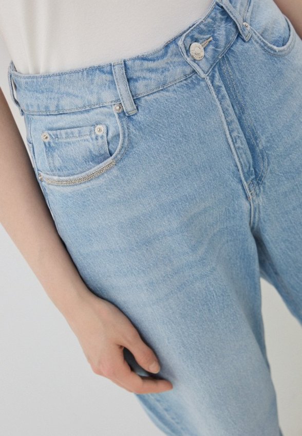 Джинсы Vitacci