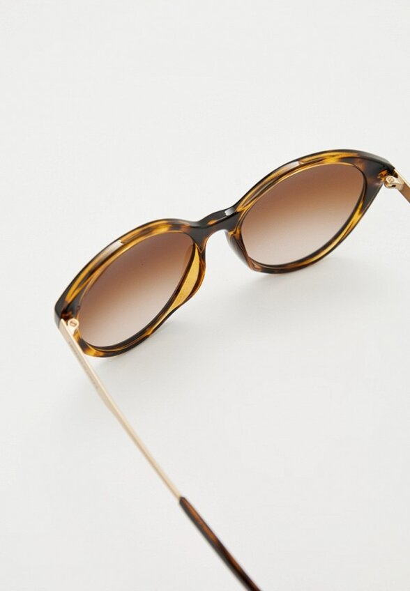 Очки солнцезащитные Armani Exchange