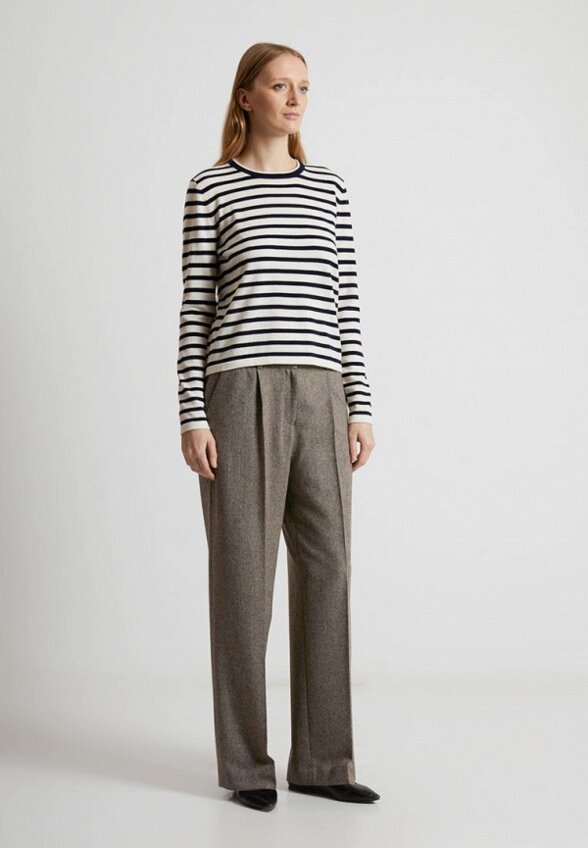 Джемпер Vassa Code