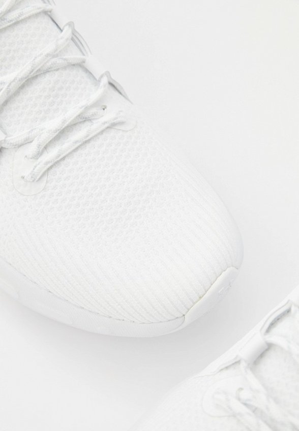Кроссовки Under Armour