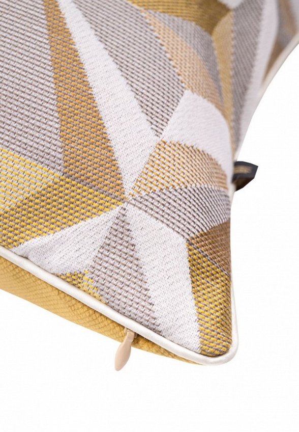 Подушка декоративная Bellehome