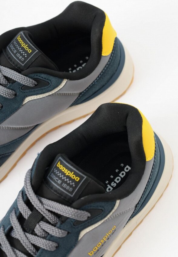 Кроссовки Baasploa