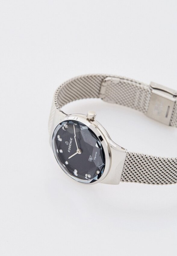 Часы Essence
