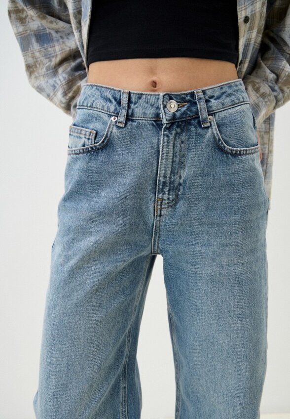 Джинсы Terranova