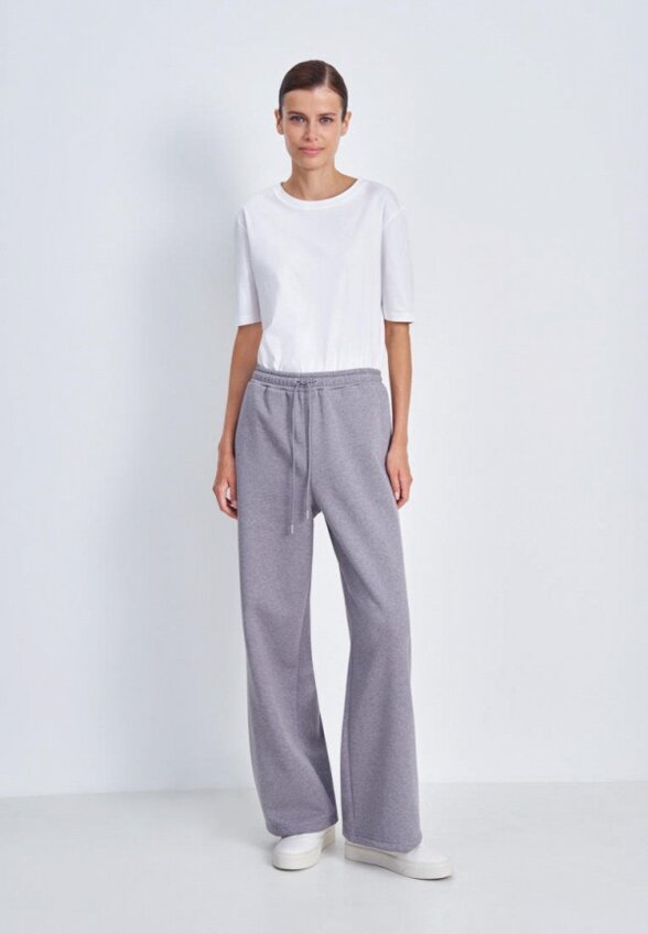 Брюки спортивные Finn Flare