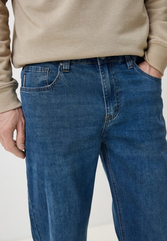 Джинсы Mossmore