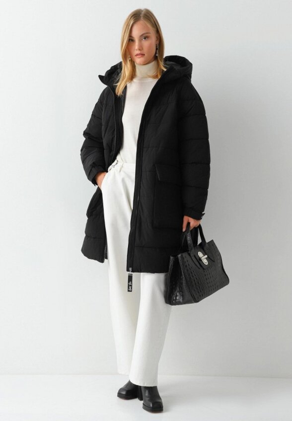 Пуховик Sei Tu