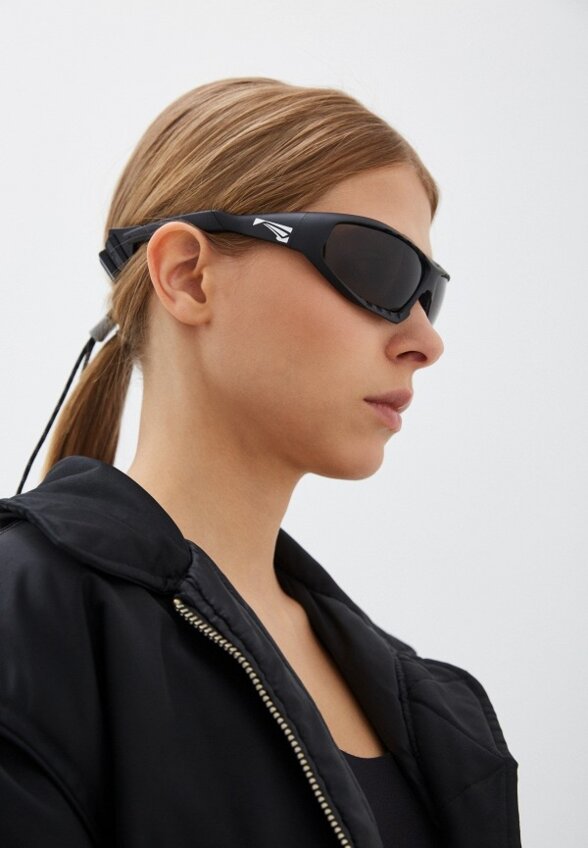 Очки солнцезащитные Lip