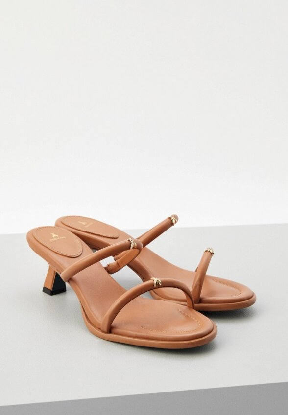 Сабо Patrizia Pepe