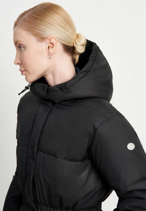 Пуховик Finn Flare