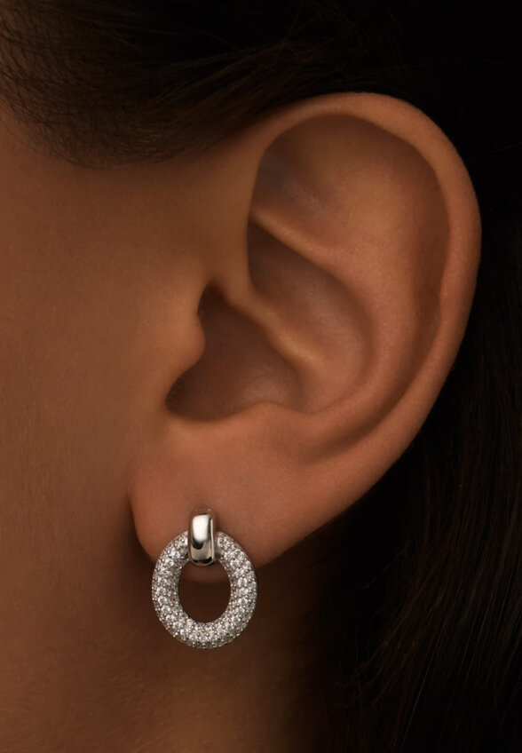 Серебряные серьги–пусеты с фианитами MIE