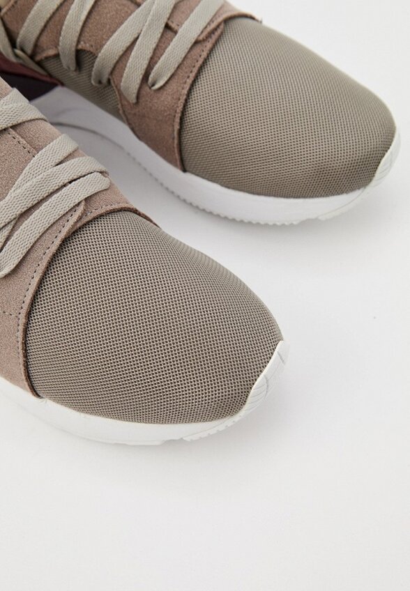 Кроссовки ASICS