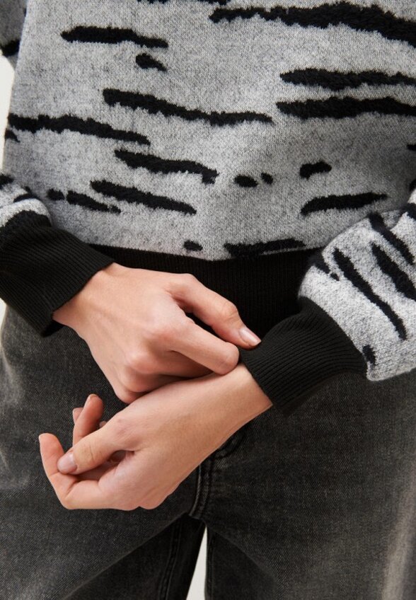 Джемпер Taifun